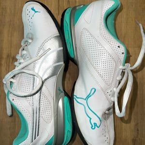Puma Womens size 7 white/mint green